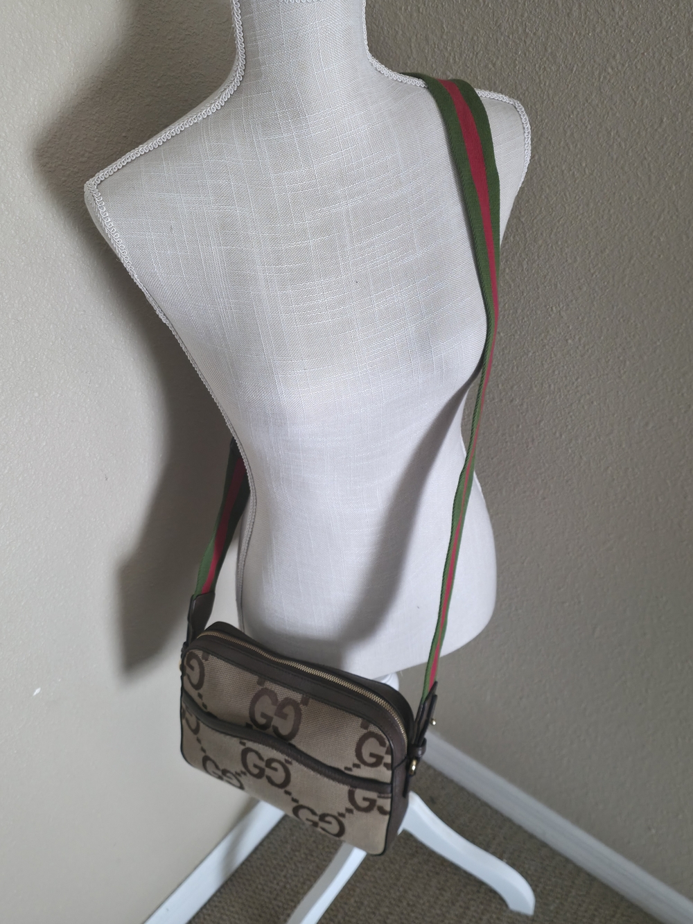 Gucci Beige GG Canvas Messenger with Green-Red Web Strap